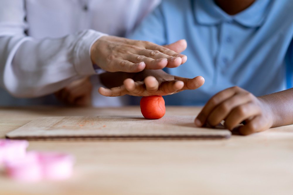 10 Engaging Activities for Dementia Patients at Home