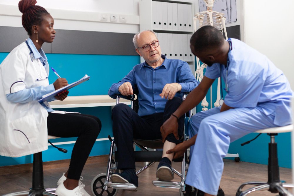 Home Care After Hospital Discharge: A Family Guide